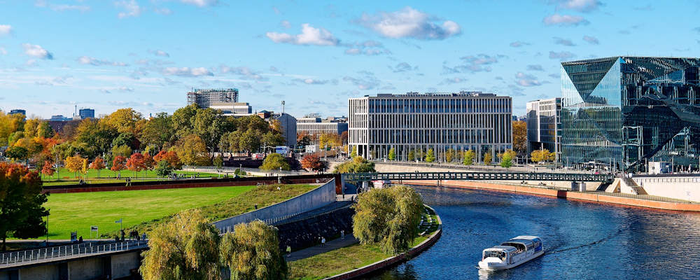 Rechtssichere Zustellung per Boten in Berlin.